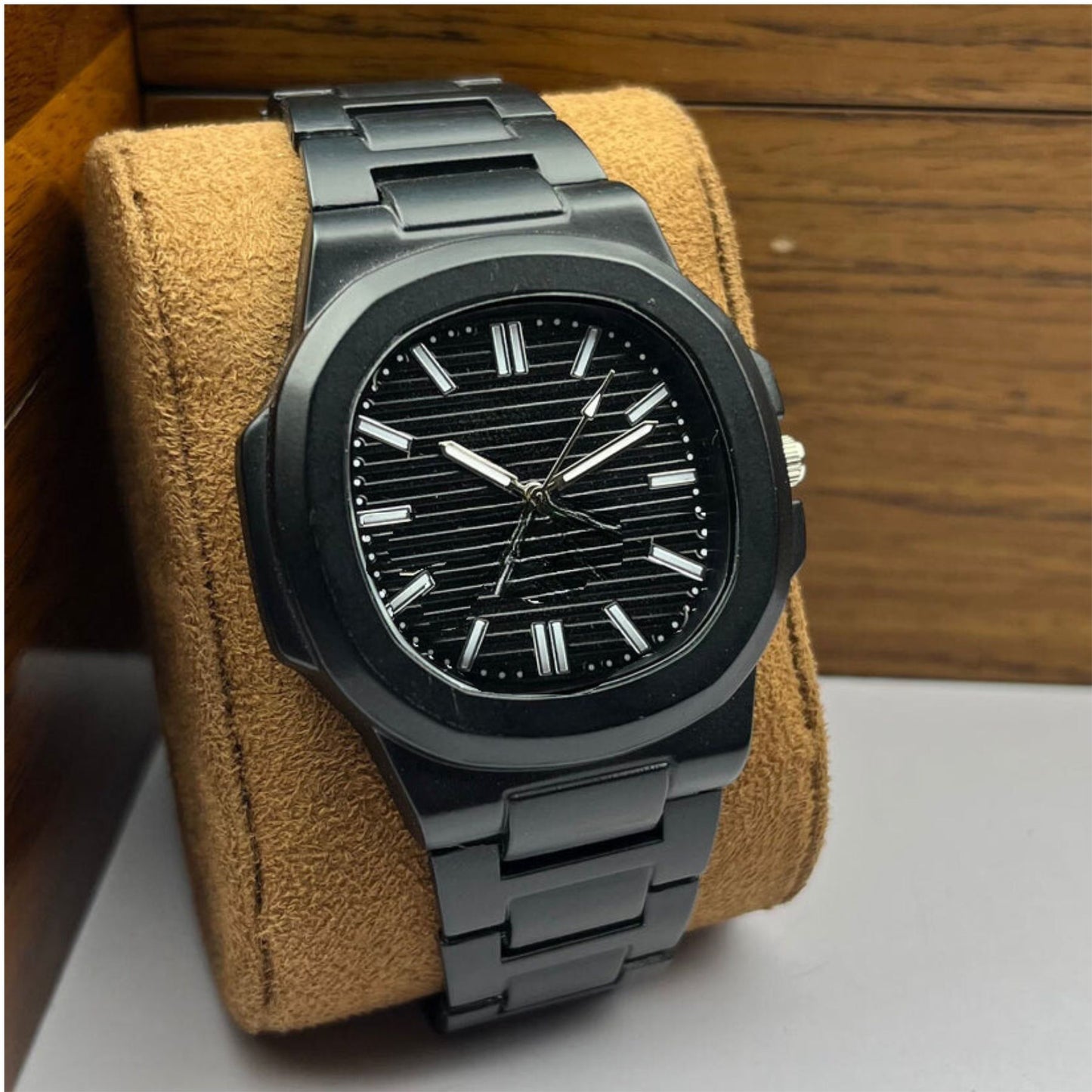 Luxury Two-Tone Stainless Steel Quartz Watch for Men